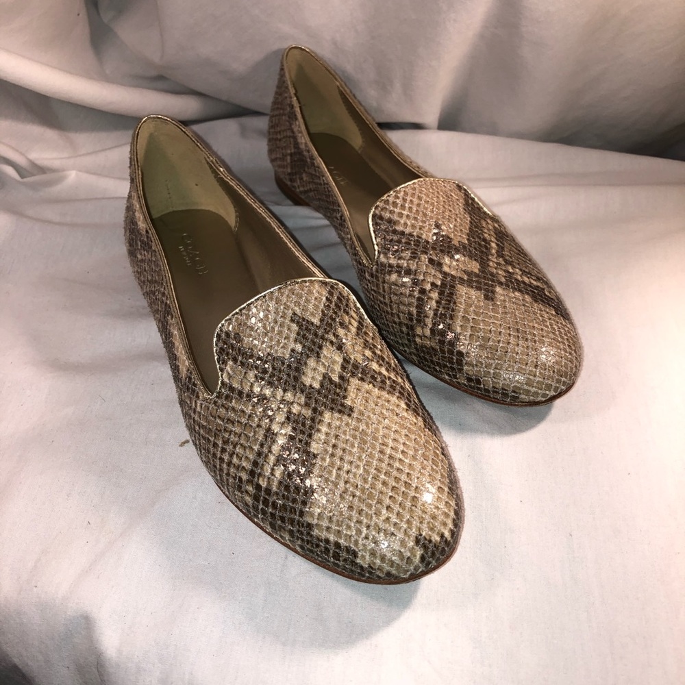 COACH Nat.Platinum Snakeskin Print Carrie Flats